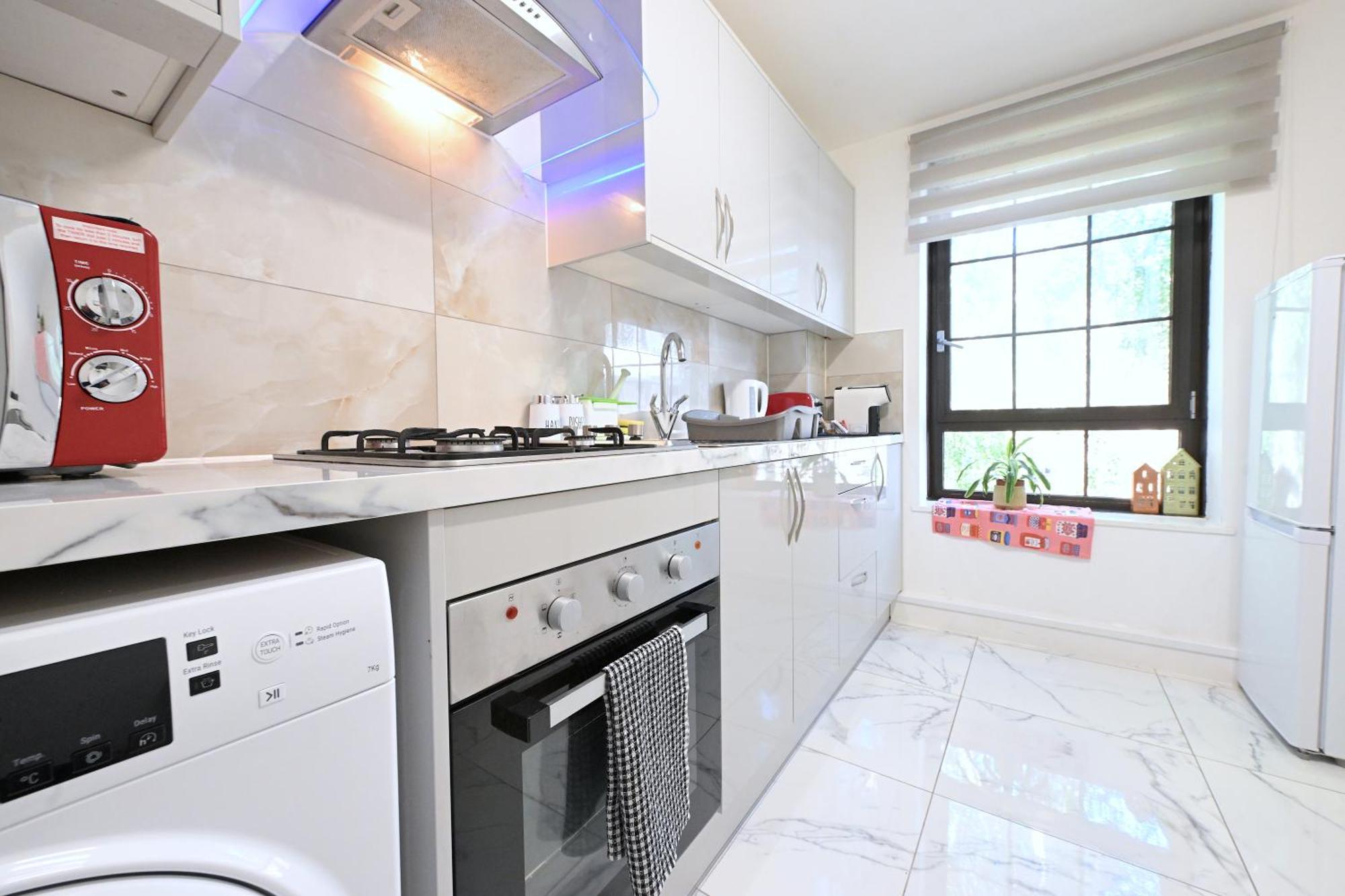 2 Bedroom Flat In - Old St - Zone 1 Londra