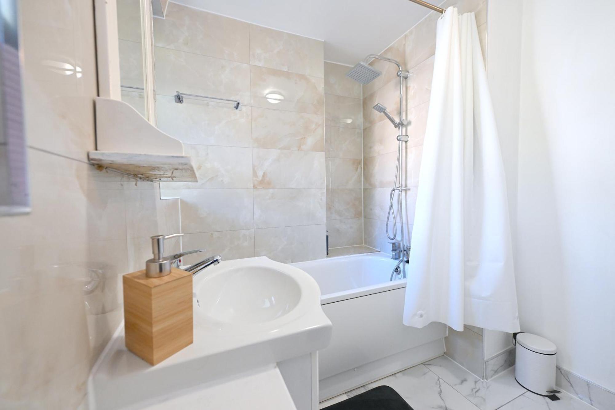 Apartament 2 Bedroom Flat In - Old St - Zone 1 *